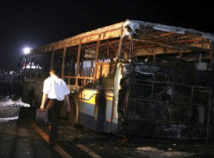 Sərnişin faciəsi: insanlar avtobusun içində diri-diri yandılar