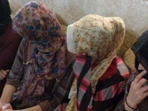 Kürd qadınlar İŞİD əsarətindən danışdı- Mosulda qadın bazarı…