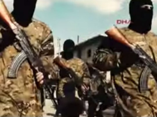 İŞİD silahlıları 20 türk hərbçisini əsir götürdü