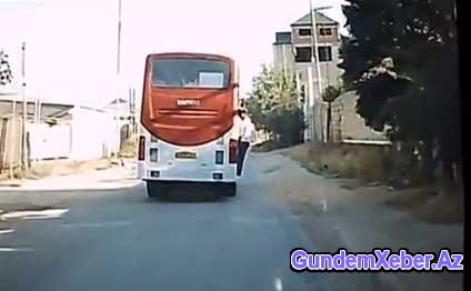 Bakıda daha bir avtobus biabırçılığı (VİDEO)