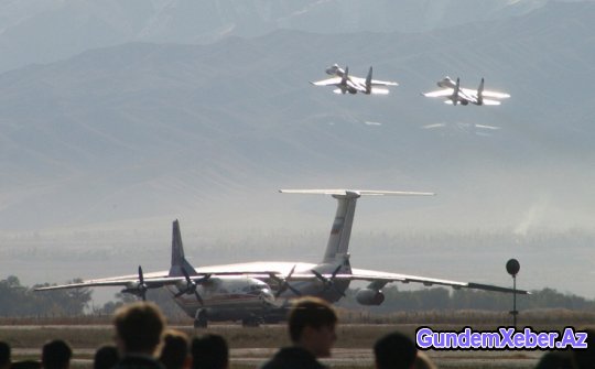 Rusiya Ermənistanda üç günlük hərbi hava təlimlərinə başlayıb (FOTOLAR)