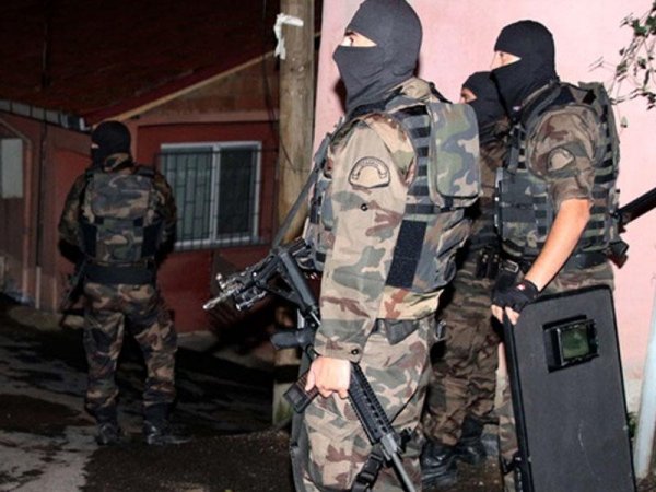 İstanbulda antiterror əməliyyatları - 36 nəfər saxlanıldı
