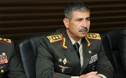 Müdafiə naziri Zakir Həsənov döyüş tapşırığı verdi - Generalları topladı