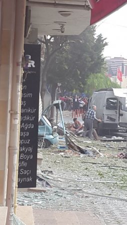 İstanbulda yenə bomba partladı