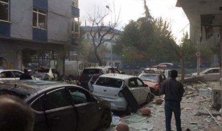 İstanbulda yenə bomba partladı