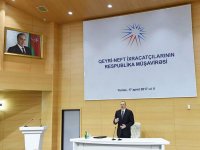 İlham Əliyev: "Azərbaycan silah, texnika ilə nəinki öz tələbatını özü təmin edəcək, eyni zamanda, bunu ixrac edəcək"