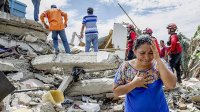 Kolumbiyada bina çökdü: 20 ÖLÜ