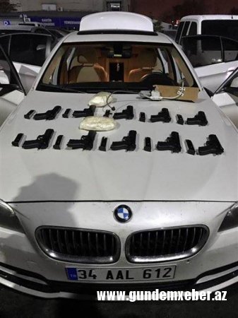 Ankarada lüks BMW, içərisində Azərbaycan vətəndaşı E.K. və bir qadın, 11 tapança, daha nələr...