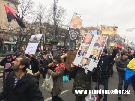 Ukrayna hökumətinə qarşı Saakaşvili marşı - CANLI YAYIM (FOTOLAR)