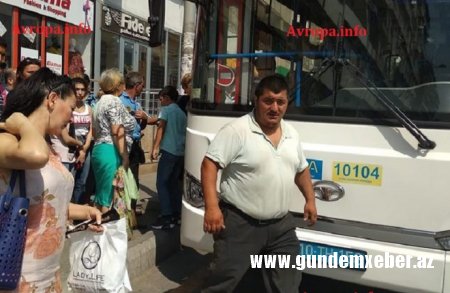 199 saylı marşrutda biabırçılıq – Sərnişinləri yarı yolda avtobusdan düşürdülər (Fotolar)