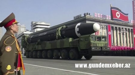 Washington Post qəzeti ABŞ kəşfiyyat agentliyinin peyk fotoları vasitəsilə Şimali Koreyanın yeni raketlər hazırladığına dair işarələr olduğunu müəyyən etdiyini yazır.