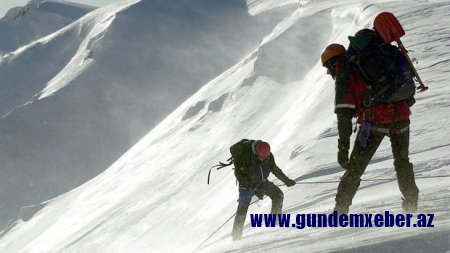 Himalayda alpinistlər öldü