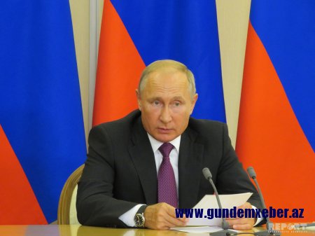 Vladimir Putin: "Bakıda keçirilən VI Beynəlxalq Humanitar Forumda müzakirə olunan mövzular əhəmiyyətlidir"