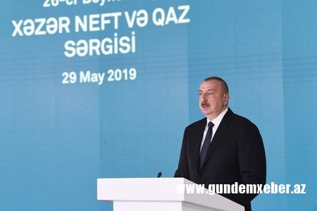 Prezident: "İndi Azərbaycan iri həcmdə neft və qaz ixrac edən ölkələr arasında layiqli yer tutur"