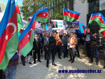 Azərbaycanlılar Brüsseldə Prezidentə dəstək aksiyası keçirib