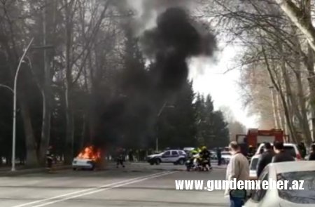 Qarabağ qazisi İcra Hakimiyyəti binasının qarşısında avtomobilini yandırdı – VİDEO