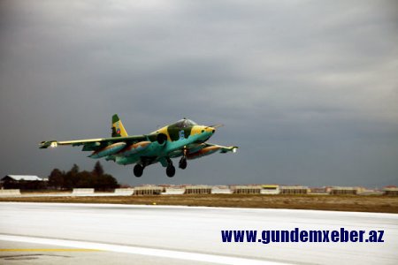 Müdafiə Nazirliyi: “Su-25 təyyarəmiz vurulmayıb”