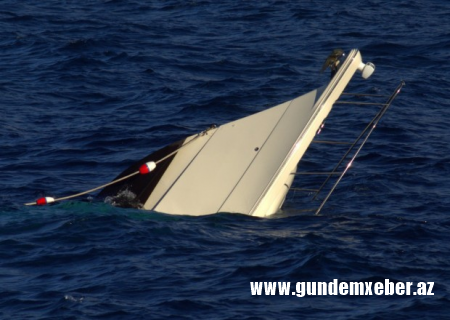 Yunanıstanda turist gəmisi batdı - 18 nəfər itkin düşdü