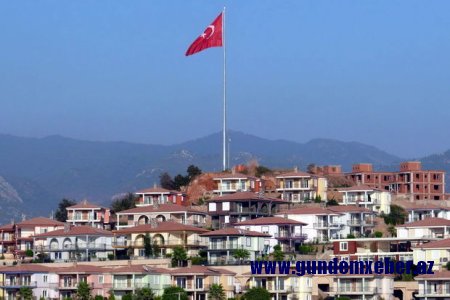 Türkiyə rusiyalılara turistik yaşama icazəsi verməyi dayandırdı
