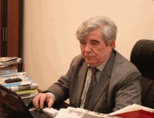 AYB-in katibi Arif Əmrahoğlu vəfat etdi