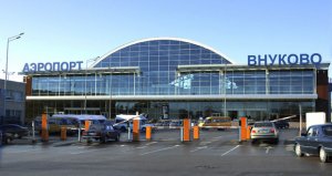 Vnukovo aeroportunun direktoru və müavini qəzaya görə istefa verdi
