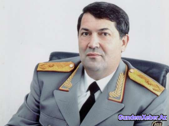 DYP postunda polis çavuşu general Ramiz Zeynalova vaxt qoydu...