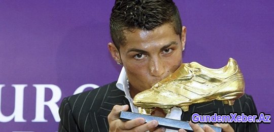 Ronaldo dördüncü dəfə "Qızıl buts" mükafatını aldı