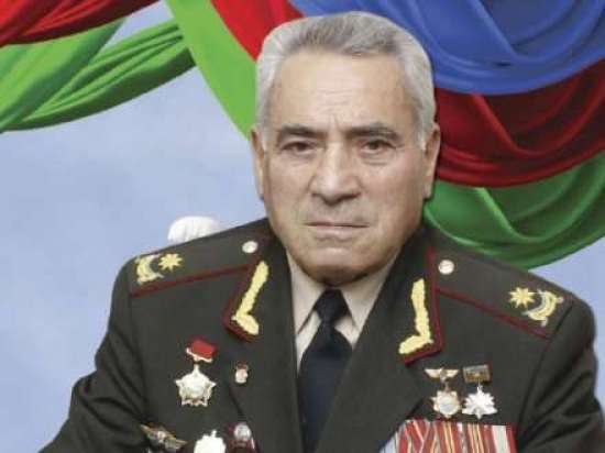 "Ermənilər buna cəhd etsələr..." - General Rzayev