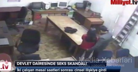 Dövlət qurumunda müdirlə işçinin seks görüntüləri yayıldı - VİDEO