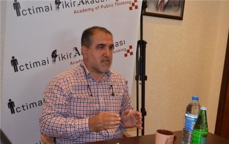  Rauf Arifoğlu İctimai Fikir Akademiyasının qonağı oldu: 'Bizdə siyasilərin mətbuatla davranış kültürü yoxdur'