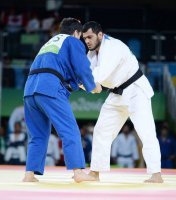 Rio-2016: Elmar Qasımov yarımfinala yüksəlib  Böyüt