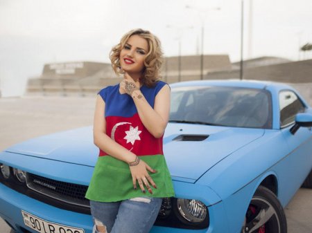 Azərbaycanlı aktrisa: "Bahalı maşınları onlar aktrisalıq ilə qazanmayıblar"