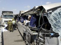 İki avtobus toqquşdu, 11 nəfər öldü