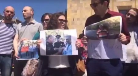 Tiflisdə jurnalist Əfqan Muxtarlının həbsinə görə etiraz aksiyası keçirilib – Video