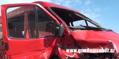 Tbilisi-Bakı sərnişin avtobusu Hacıqabulda qəzaa düşdü: 19 yaralı var (ADLAR/YENİLƏNİB)