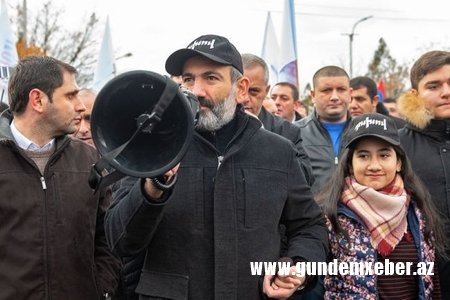 Paşinyan Qarabağ rejiminə sərt irad bildirdi