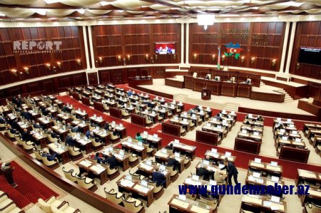 Parlament seçkilərində iştirak etməyəcək deputatların sayı 31-ə çatıb