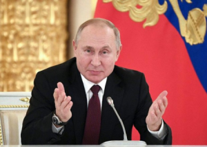 Məktəbli Putinin səhvini düzəltdi, danlandı - VİDEO