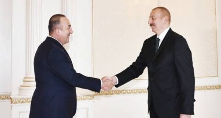 Çavuşoğlu Azərbaycan Prezidentini 60 illik yubileyi münasibətilə təbrik edib