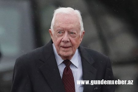 ABŞ-ın keçmiş prezidenti Karter: “Amerika uçurumun kənarındadır”