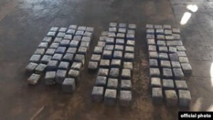 Azərbaycan gömrükçüləri İrandan Bolqarsıtana aparılan 100 kiloqrama yaxın narkotik götürüb