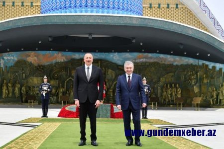 Azərbaycan Prezidenti Daşkənddə Müstəqillik abidəsini ziyarət edib - YENİLƏNİB