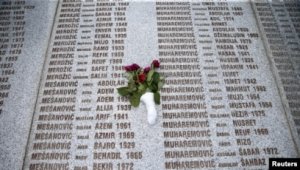 Srebrenitsa qətliamından 27 il keçir