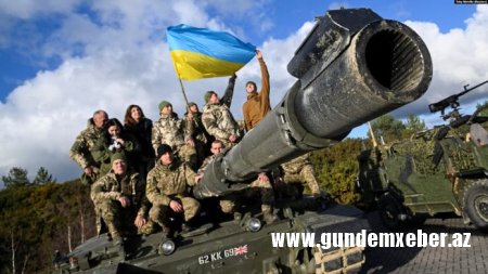 Britaniya Ukraynaya vəd etdiyindən 2 dəfə çox tank verəcək