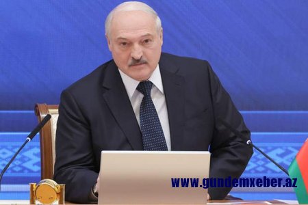Lukaşenkodan ehtiyatda olan zabitlərlə bağlı fərman