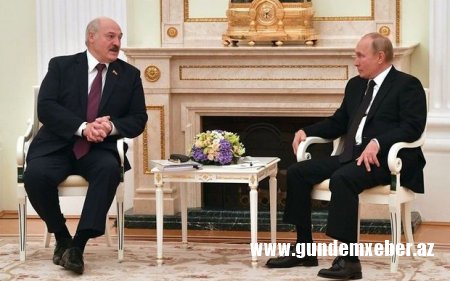 Putin və Lukaşenko Rusiyadakı son durumu müzakirə ediblər