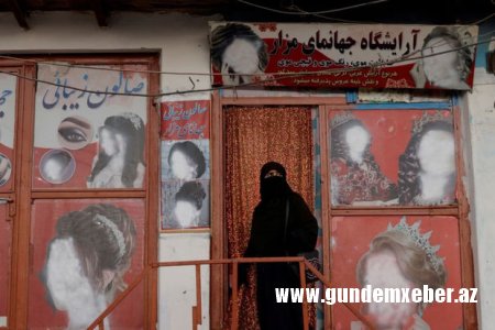 “Taliban” qadın gözəllik salonlarını qapatdı