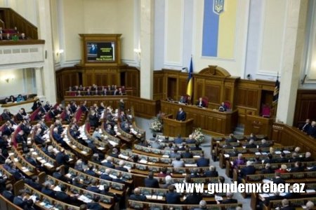 Ukraynada prezident seçkilərilə bağlı parlamentin qərarı açıqlandı