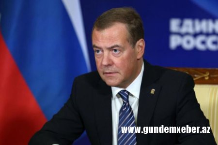 Dmitri Medvedev: “Bayden karikatura çevrilib”