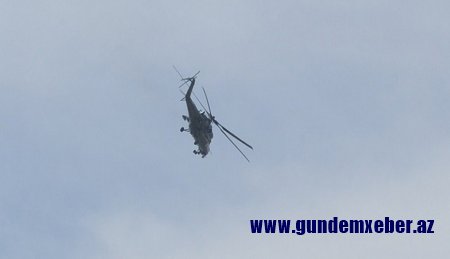 Hərbi helikopter qəzaya DÜŞDÜ: Ölkənin baş komandanı ÖLDÜ